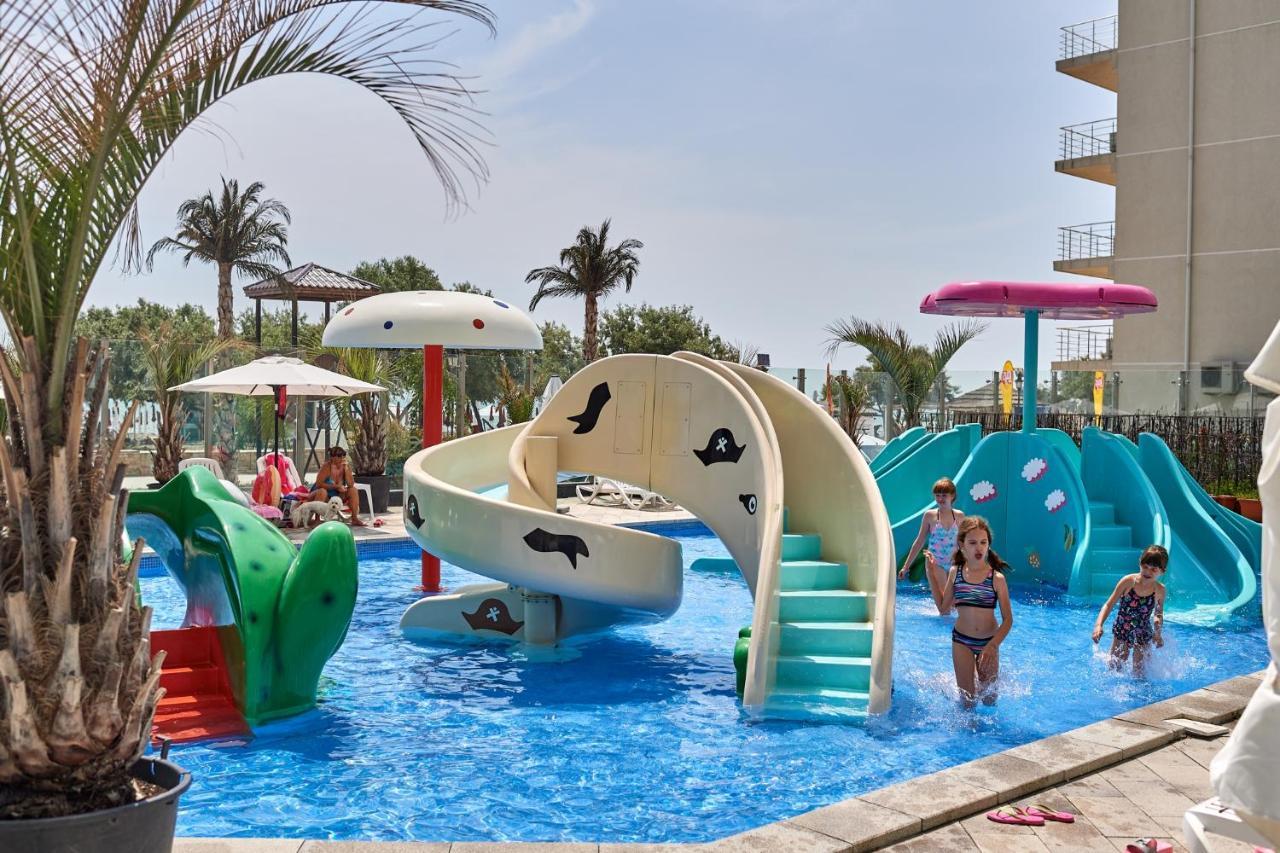Cristalex Aparthotel & Spa Mamaia Nord Navodari Exterior photo