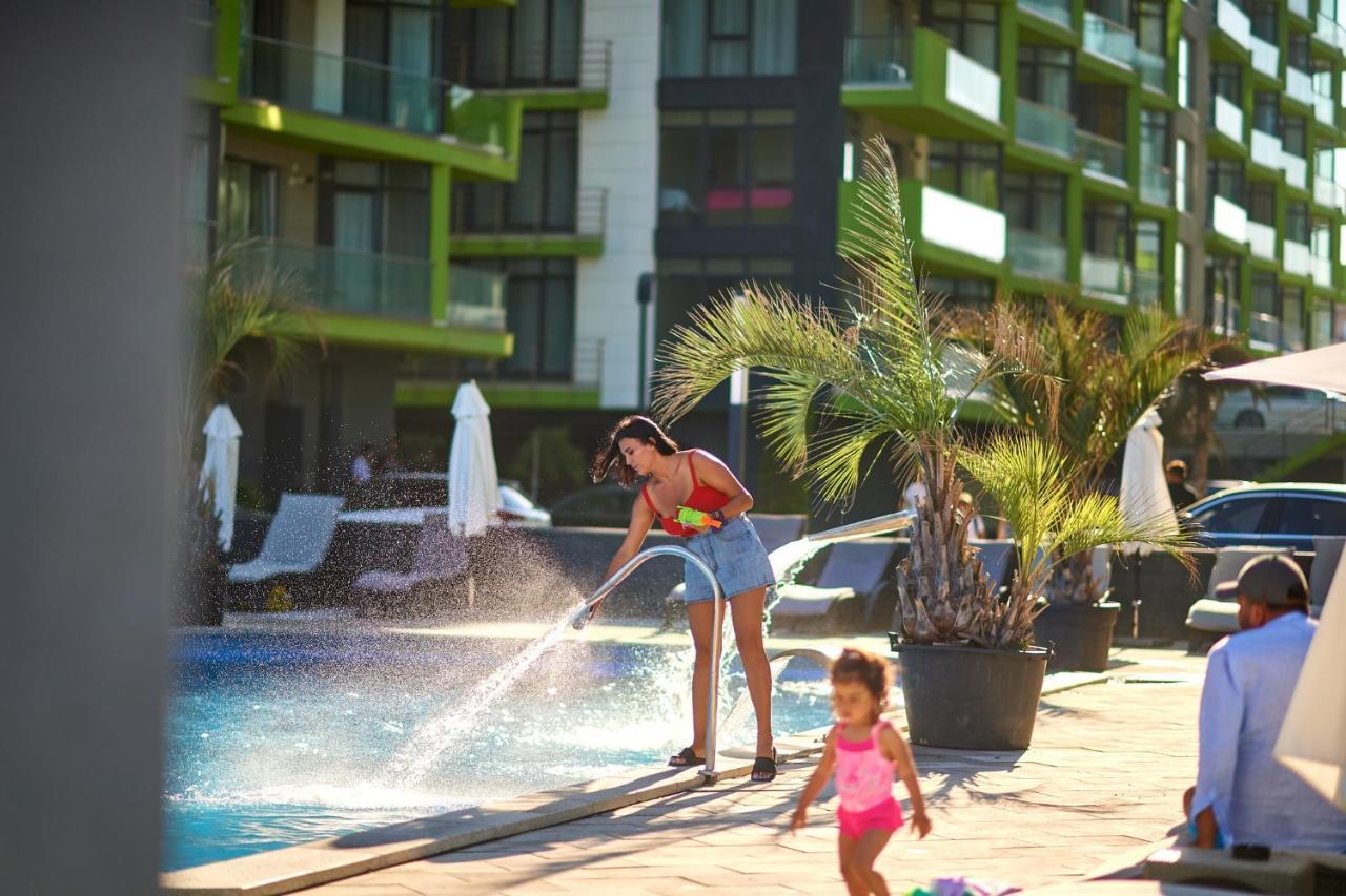 Cristalex Aparthotel & Spa Mamaia Nord Navodari Exterior photo